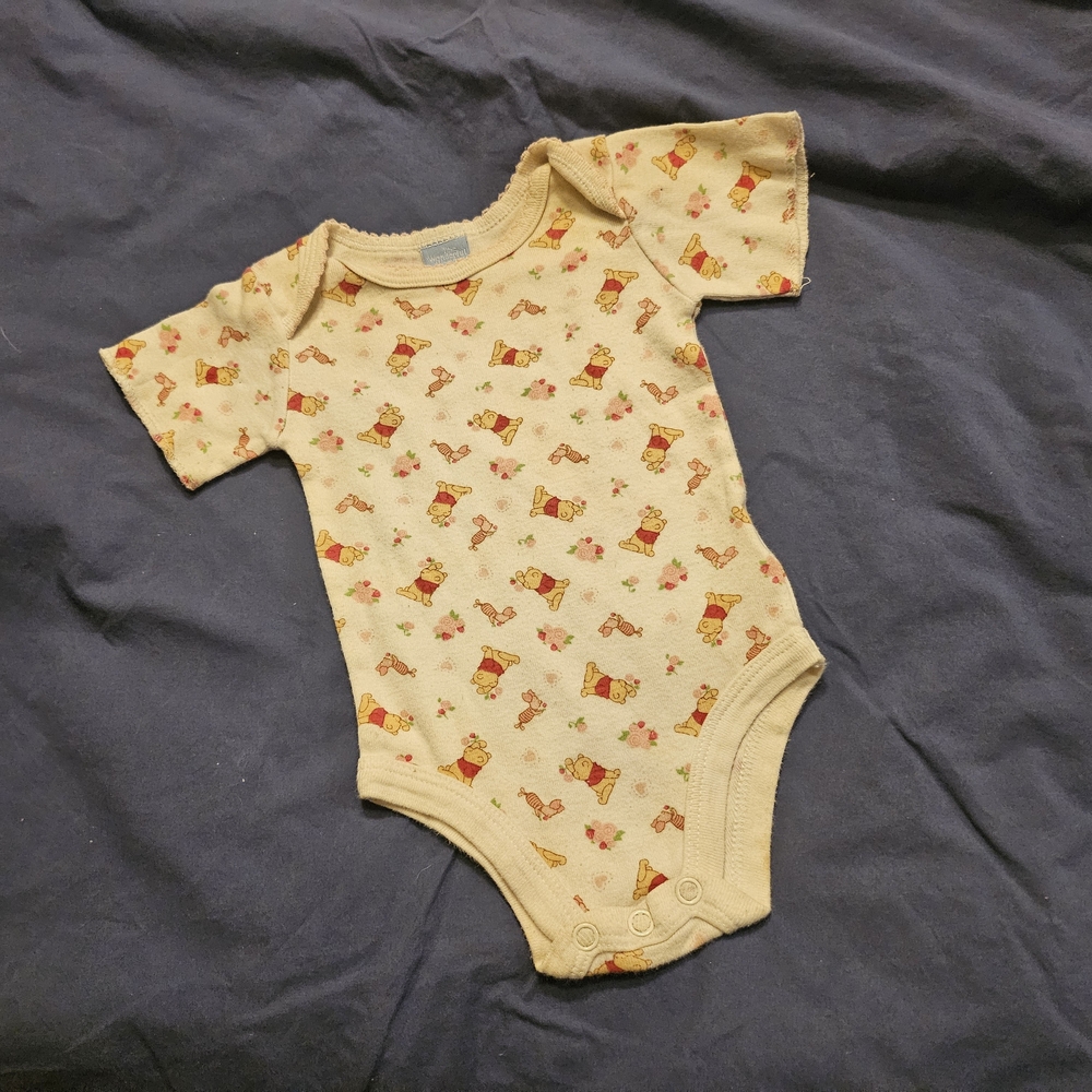 Disney White Bodysuit with Pooh Bear Print, 0-3mo
